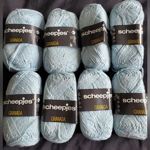 Bulk of 8 balls of yarn